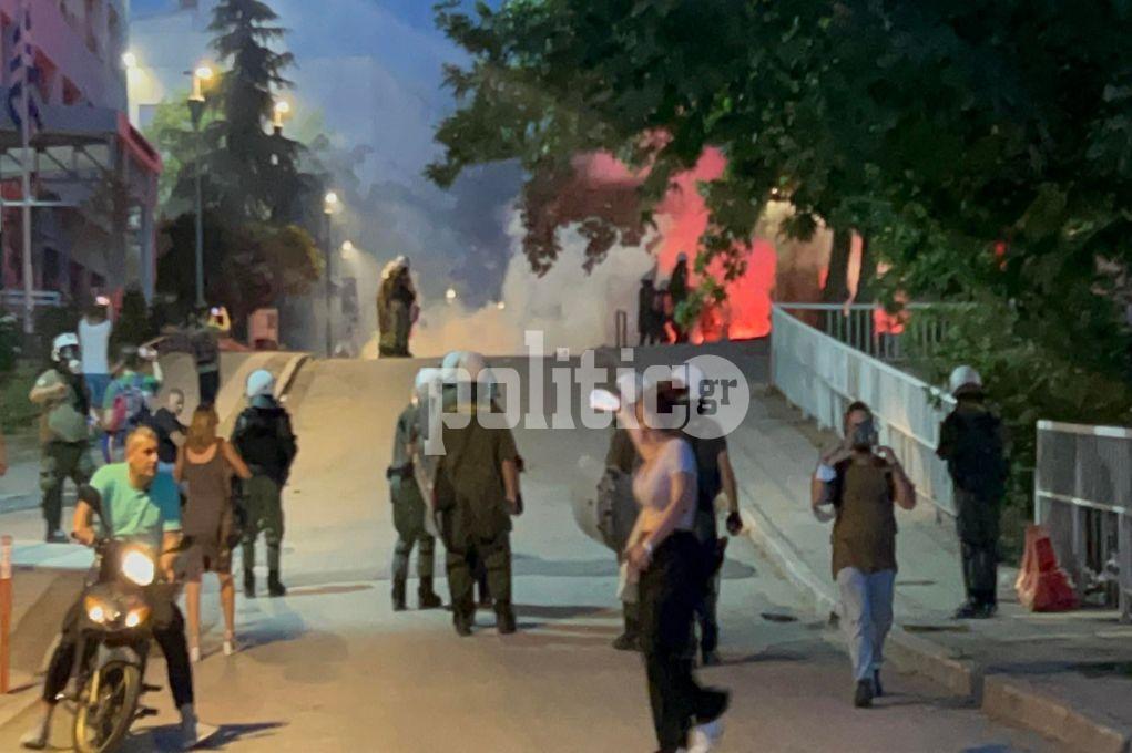 Έντονη αστυνομική παρουσία στο ΑΠΘ λόγω συναυλίας αντιεξουσιαστών – Σε επιφυλακή η ΕΛ.ΑΣ.