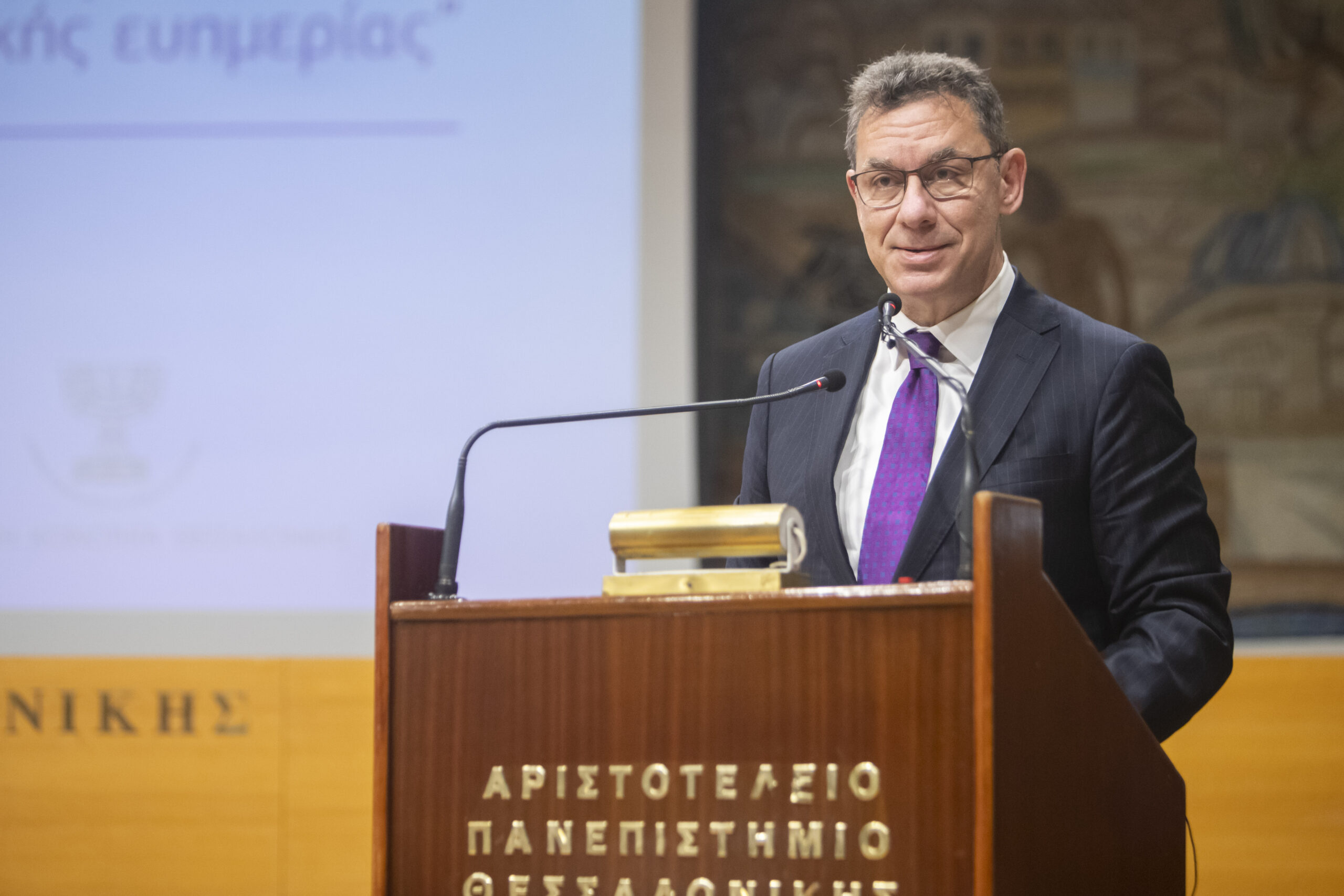 Αλ. Μπουρλά: Δεν ανησυχούμε αυτή τη στιγμή ότι η ευλογιά των πιθήκων θα αποτελέσει μεγάλο κίνδυνο-Στόχος πρέπει να είναι η αντιμετώπιση του κορονοϊού