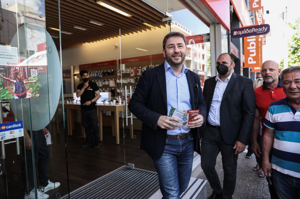 Ανδρουλάκης από Περιστέρι: «Οι ολιστικές φιλοσοφικές αναζητήσεις του κ. Μητσοτάκη δεν μπορούν να κρύψουν την αλήθεια» (vid & pics)