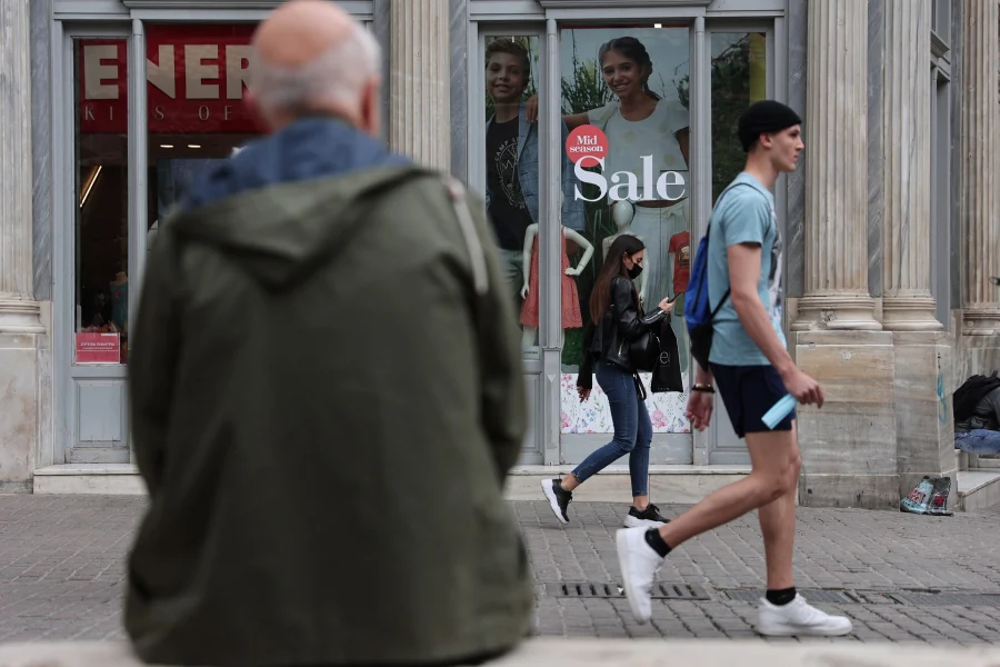 Ανοιχτά καταστήματα σούπερ μάρκετ και mall αυτήν την Κυριακή