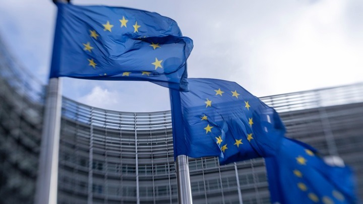 Έκτο πακέτο κυρώσεων: Εμπάργκο στο πετρέλαιο της Ρωσίας εισηγείται η ΕΕ