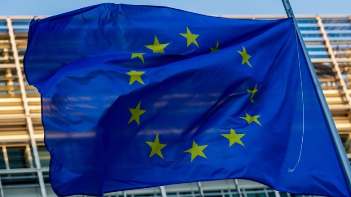Εμπάργκο της ΕΕ στο πετρέλαιο της Ρωσίας: Οι 27 διαπραγματεύονται την εξαίρεση αγωγού-κλειδιού για την Ουγγαρία