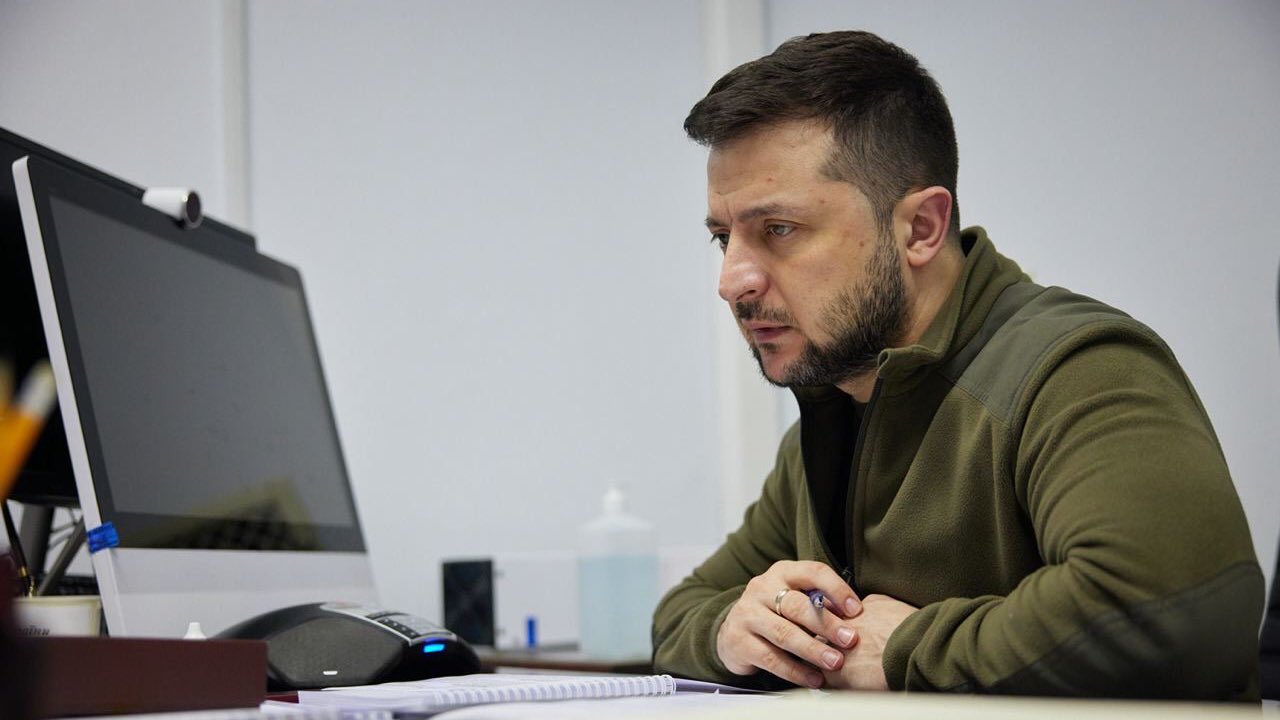 Ουκρανία: Ο Ζελένσκι υποσχέθηκε αμοιβαία δικαιώματα για τους Πολωνούς που ζουν στην Ουκρανία