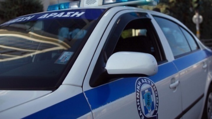 Ξάνθη: Μετέφερε παράνομα μετανάστες με κλεμμένο όχημα και δίχως άδεια οδήγησης