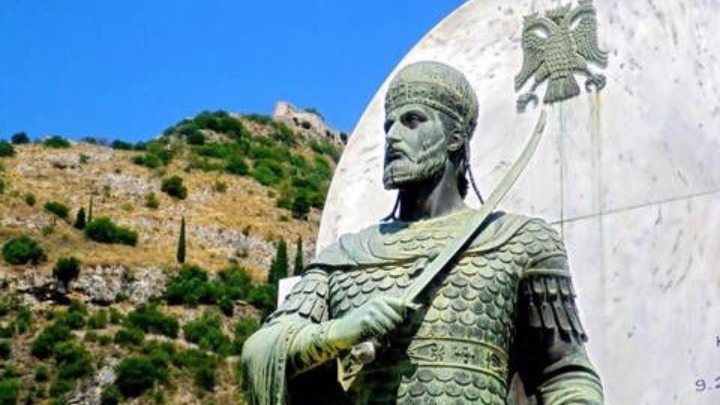 Βαρβιτσιώτης για την επέτειο Άλωσης της Κωνσταντινούπολης: «Εάλω η Πόλις, όχι όμως η Πίστη και η Ψυχή μας»