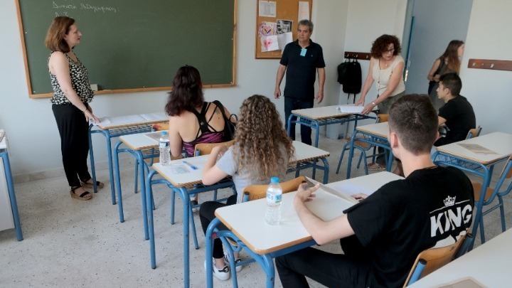 Πότε κλείνουν τα σχολεία – Οι εξετάσεις για Γυμνάσια και Λύκεια