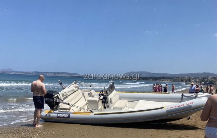 Ακυβέρνητο σκάφος σε ακτή των Χανίων – Έπεσε η οδηγός του από κύμα