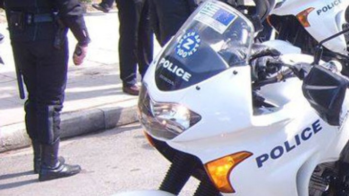Κρήτη: «Από μηχανής Θεός» ο αστυνομικός που γλίτωσε 61χρονο από αυτοκτονία
