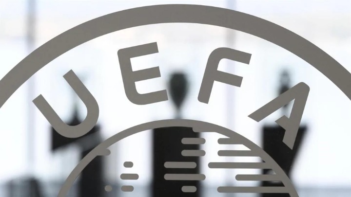 UEFA: «Μπλοκαρίστηκαν τα τουρνικέ από πλαστά εισιτήρια οπαδών της Λίβερπουλ»