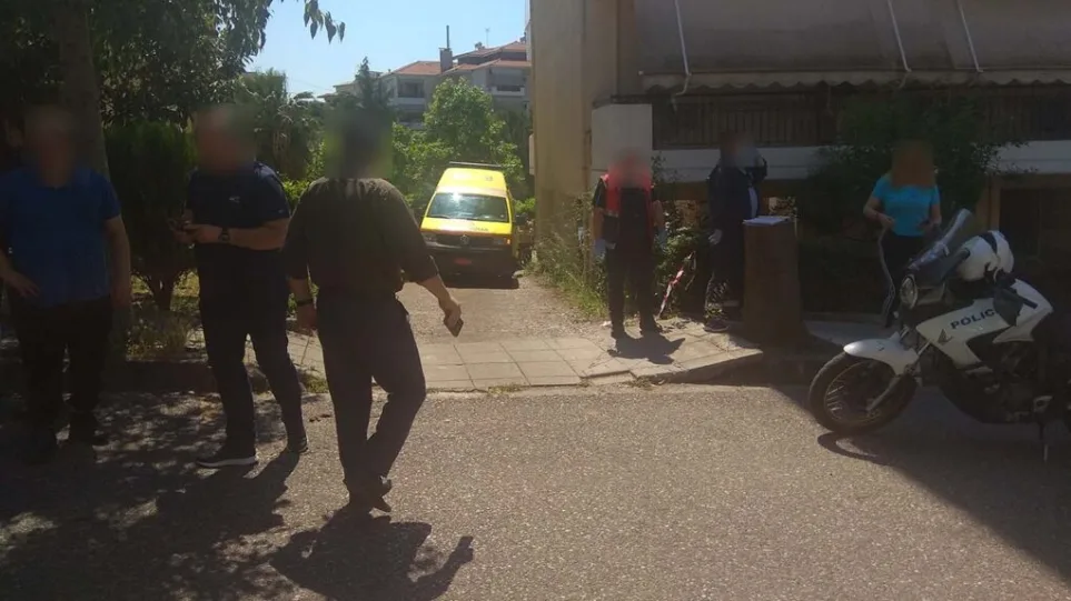 Αγρίνιο: 53χρονη έπεσε από τον τρίτο όροφο και σκοτώθηκε