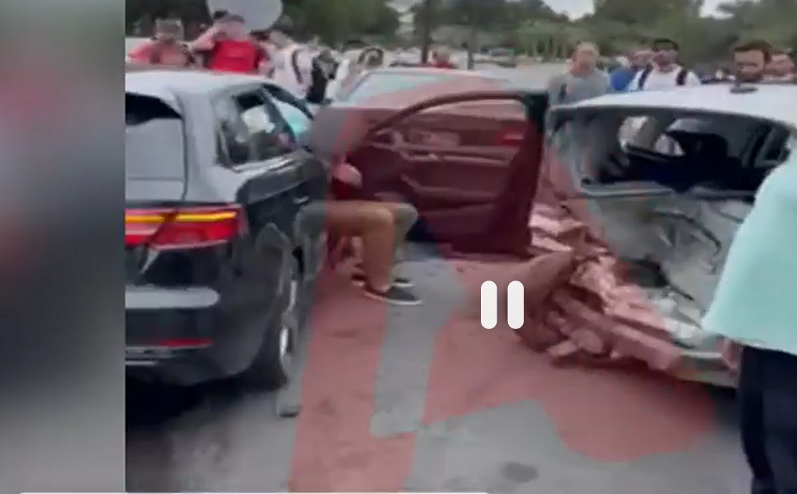 Βουλιαγμένη: Καταγγελίες για κόντρα πριν από το τροχαίο στην παραλιακή