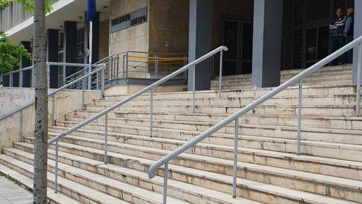 Θεσσαλονίκη: Ελεύθερος με όρους 28χρονος που κατηγορείται ότι εξέδιδε δια της βίας 24χρονη