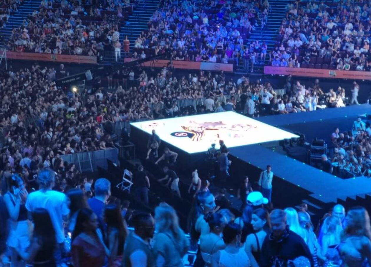 MAD Video Awards: Ξύλο μεταξύ τράπερς – Διεκόπη η διοργάνωση (vid)