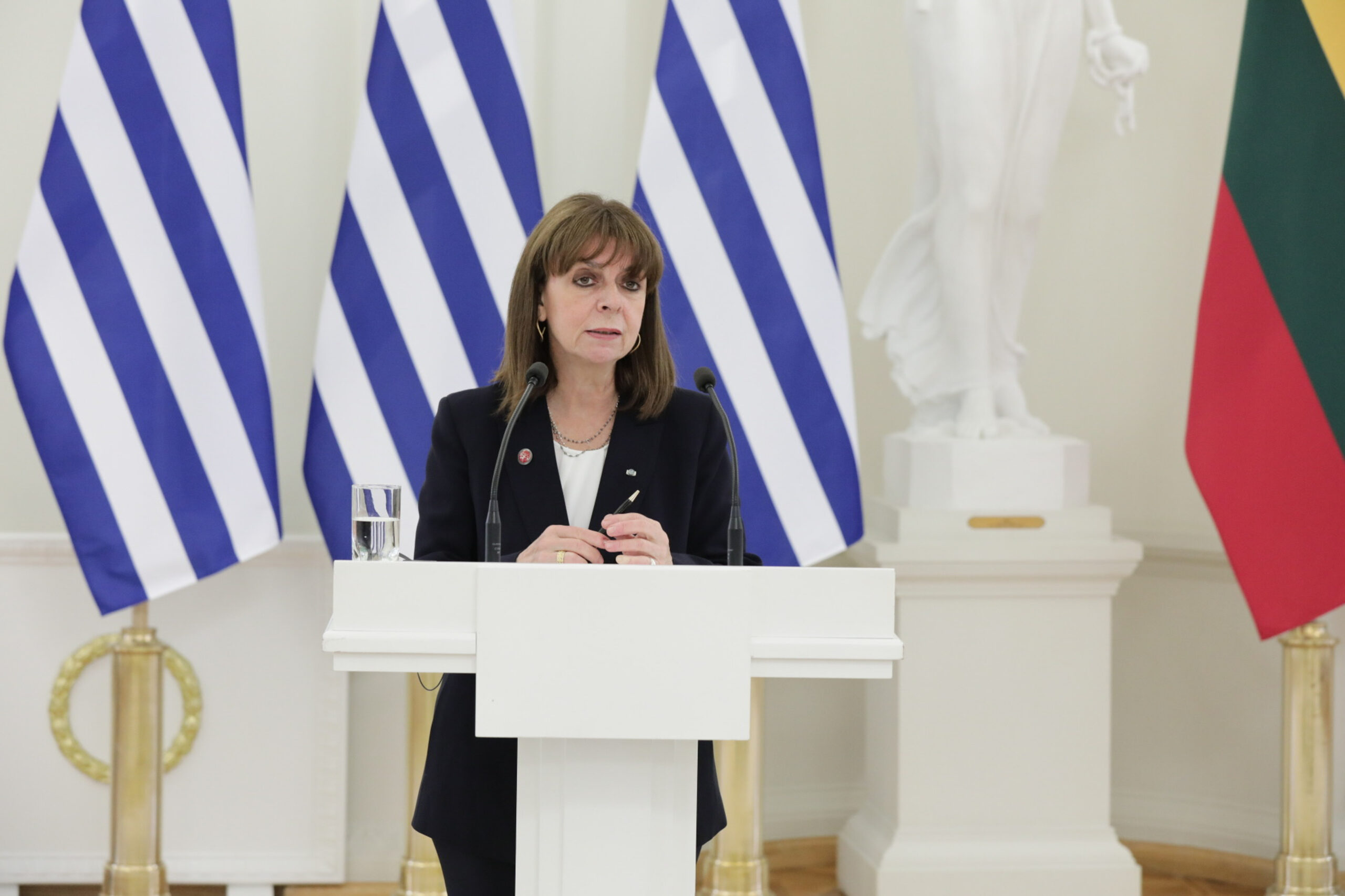 Σακελλαροπούλου: «Λυπηρό η χώρα μας να βρίσκεται αντιμέτωπη με επίσημα διατυπωμένη απειλή πολέμου»