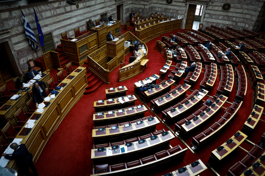 Βουλή: Τρεις τροπολογίες «για το συμφέρον των καταναλωτών και το περιβάλλον» κατέθεσε ο ΣΥΡΙΖΑ