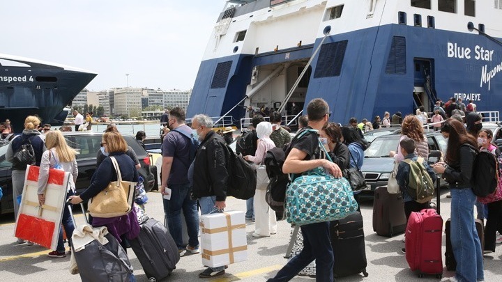 Αυξημένη η κίνηση στα λιμάνια λόγω του τριημέρου του Αγ.Πνεύματος