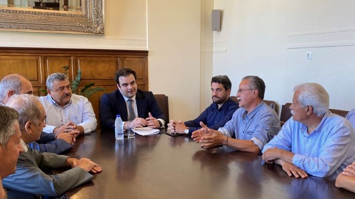 Χανιά: Να αξιοποιήσουν τις νέες τεχνολογίες κάλεσε τις μικρομεσαίες επιχειρήσεις ο Κ. Πιερρακάκης