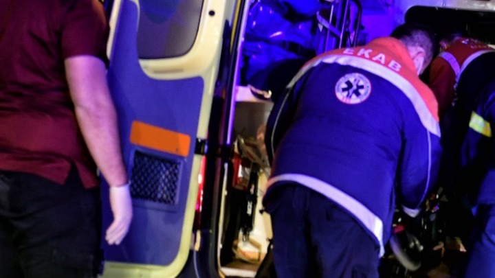 Άγρια συμπλοκή με έναν τραυματία στο κέντρο της Θεσσαλονίκης – Δύο συλλήψεις