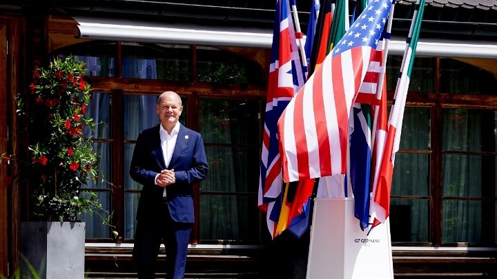 Όλαφ Σολτς – G7: «Να μην πέσουμε στην παγίδα του Πούτιν»