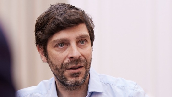 Γιατρομανωλάκης: «Το προεδρικό διάταγμα δεν εξισώνει τους τίτλους των δραματικών σχολών με τα λύκεια»