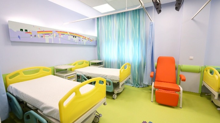 Βρέφος 9 μηνών με μώλωπες στο Παίδων «Αγία Σοφία» – Ερευνώνται σε βάθος οι γονείς