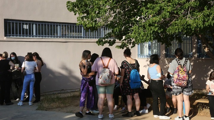 Πανελλαδικές: Μαθηματικά σήμερα για τους υποψηφίους των ΕΠΑΛ