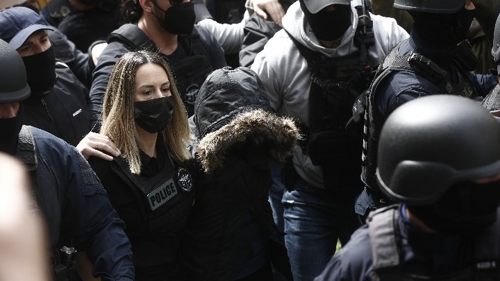 Γαλεντέρης: «Αυτό που βρέθηκε στον θύμο αδένα της Ίριδας δείχνει ότι πέθανε από ασφυξία» (vid)
