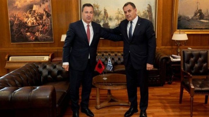 Συνάντηση ΥΕΘΑ Ελλάδας-Αλβανίας: Οι δύο χώρες καταδικάζουν τον αναθεωρητισμό και την κατάφωρη παραβίαση του Διεθνούς Δικαίου