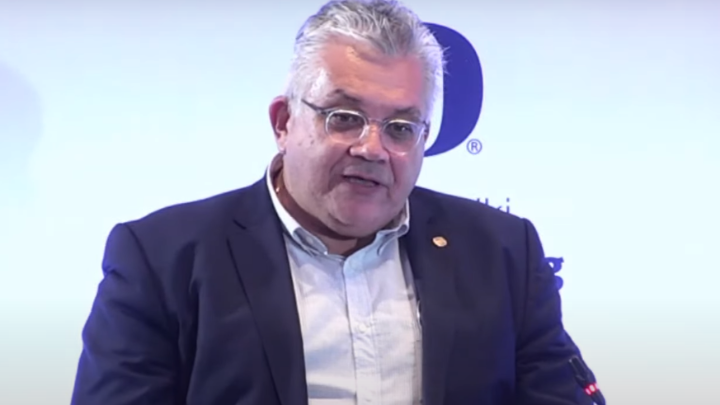 Το μότο είναι γνώση και πώς αυτή αντιστοιχίζεται στην παραγωγική διαδικασία