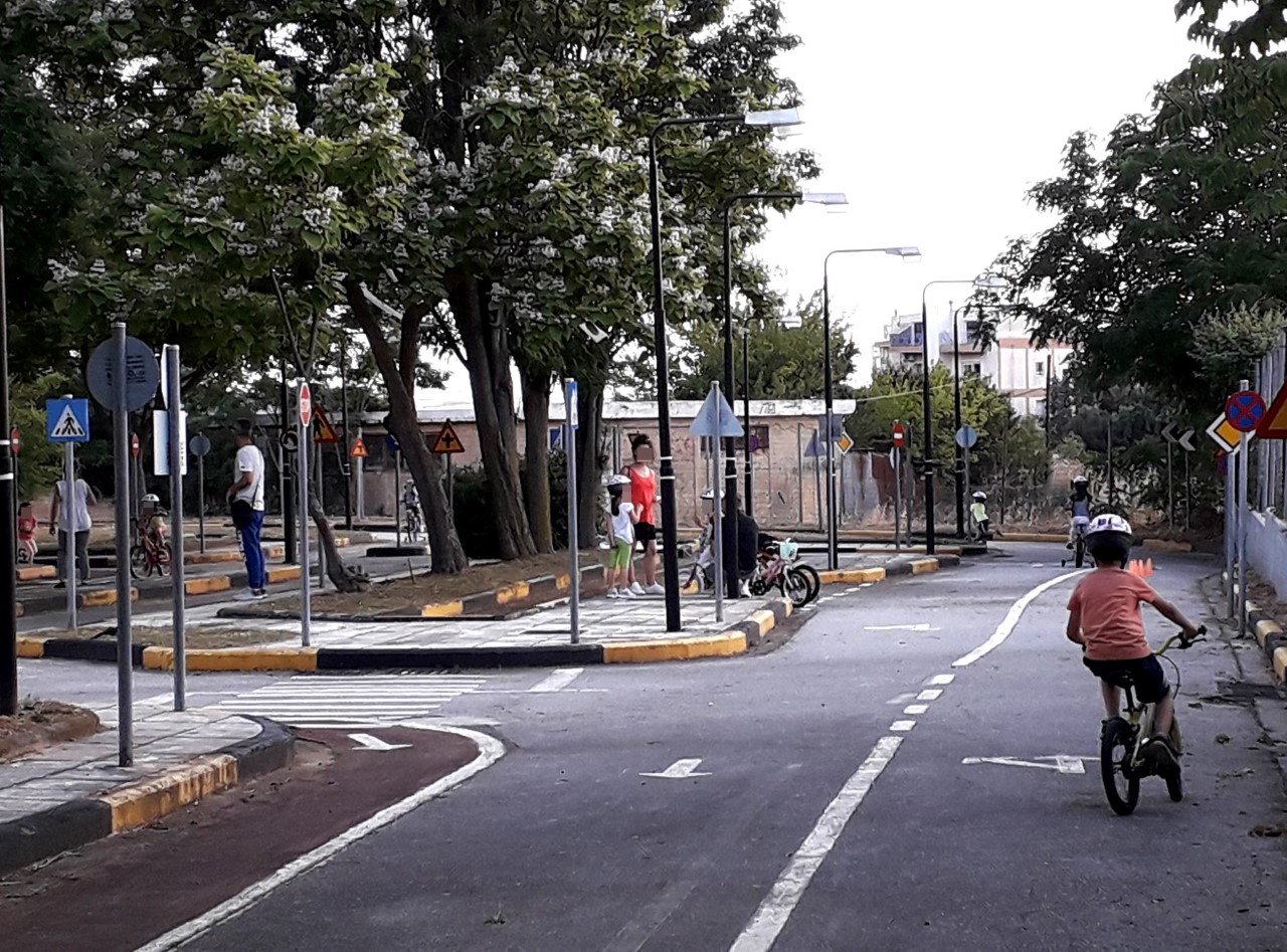 Θέρμη: Εκατοντάδες γιόρτασαν την Παγκόσμια Ημέρα Ποδηλάτου στο Πάρκο Κυκλοφοριακής Αγωγής (pics)