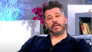 Χάρης Βαρθακούρης: «Το ‘Χωρίς εσένα δεν υπάρχω’ ήθελα να το δώσω στην Άννα Βίσση αλλά...» (ΒΙΝΤΕΟ)