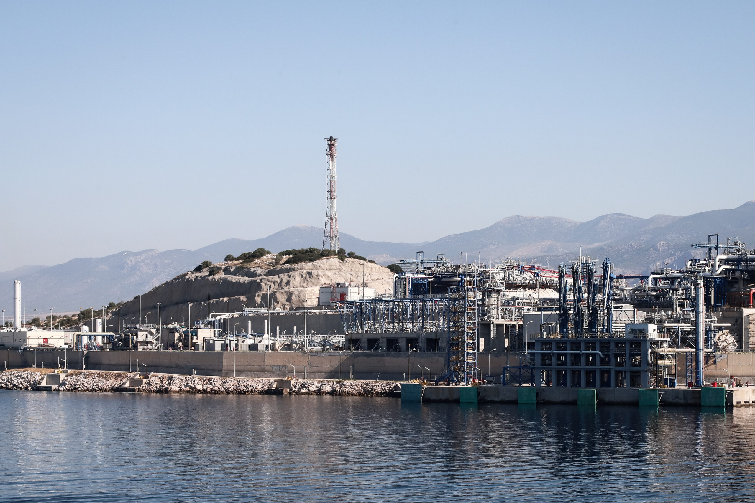 ΕΕ: Για πρώτη φορά αγόρασε περισσότερο αέριο από τις ΗΠΑ απ’ ότι από την Ρωσία