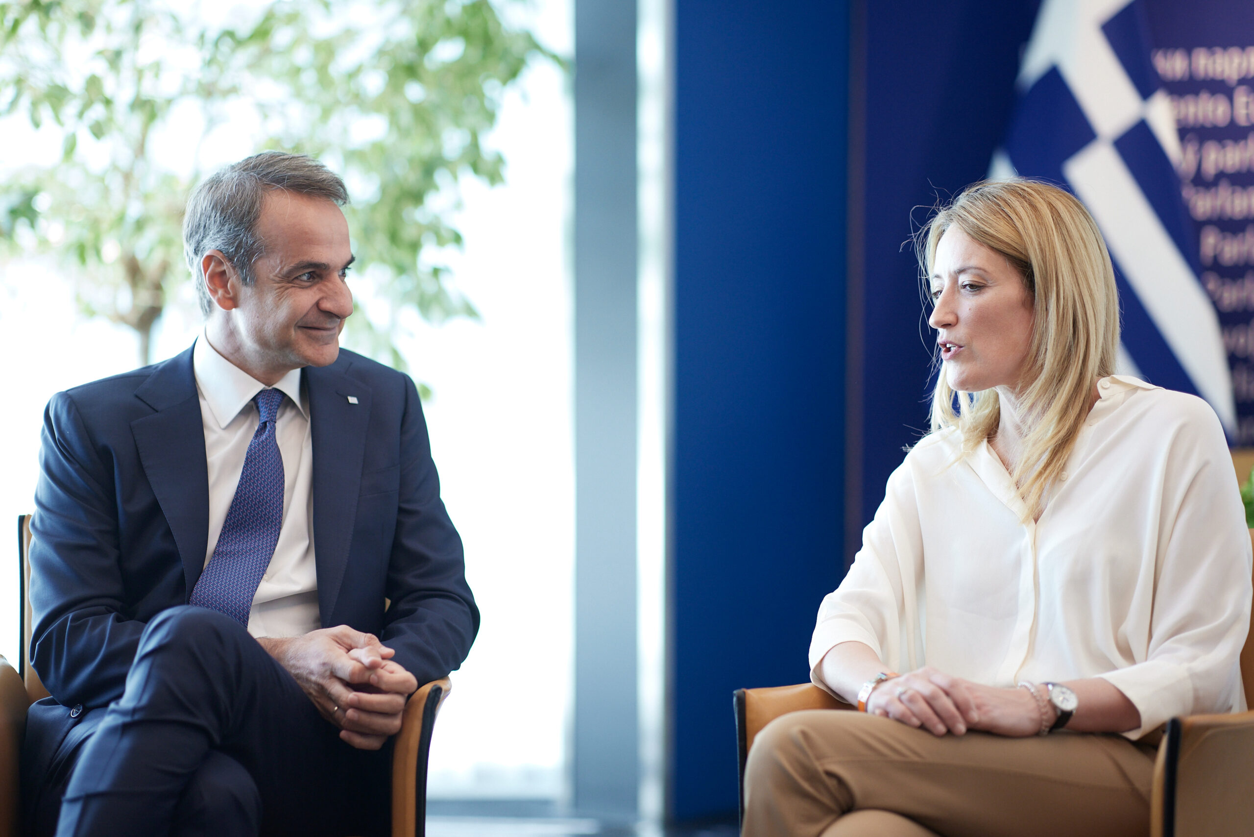 Συνάντηση Κυρ. Μητσοτάκη με την πρόεδρο του Ευρωκοινοβουλίου Ρ.Μετσόλα