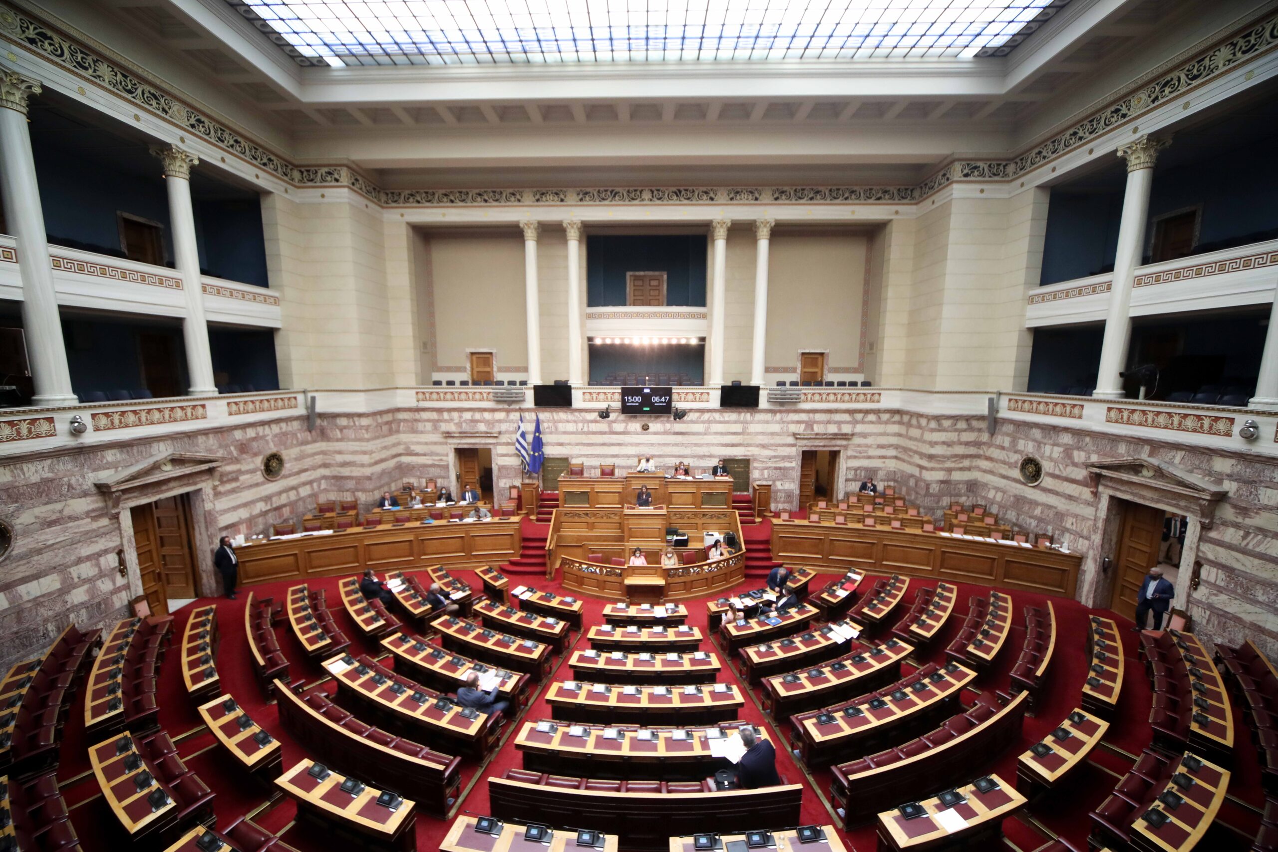 ΝΔ και ΠΑΣΟΚ θα υπερψηφίσουν το ν/σ για την υποβοηθούμενη αναπαραγωγή – Τι προβλέπει