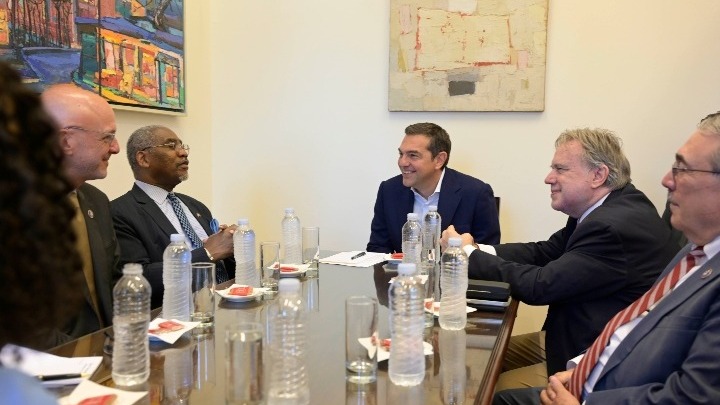 Τσίπρας σε πρόεδρο Επιτροπής Εξωτερικών Κογκρέσου: Δυσφορία του ελληνικού λαού για τα F-16 στην Τουρκία