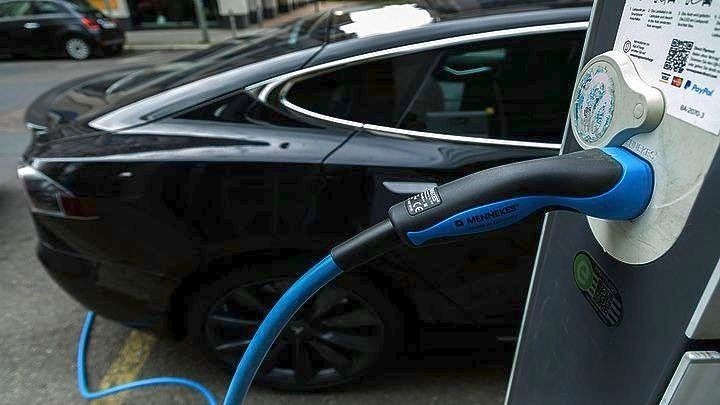 Βουγλαρία-BTA: Αύξηση 82% στα ηλεκτρικά αυτοκίνητα και 58% στα υβριδικά οχήματα σε ένα χρόνο