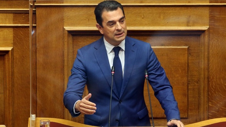 Βουλή: Κατατέθηκε η διάταξη για το πλαφόν των 5 ευρώ στα μηνιαία πάγια των λογαριασμών ρεύματος