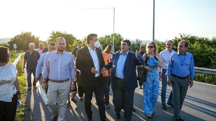 Έργα υποδομής που υλοποιεί η ΠΚΜ στην Πέλλα επισκέφθηκε ο Απ. Τζιτζικώστας