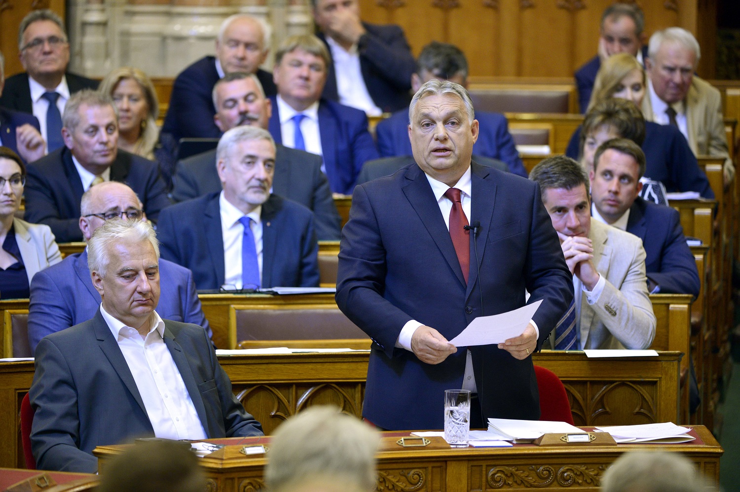Β. Όρμπαν: Η Ευρώπη «πυροβόλησε τον εαυτό της στους πνεύμονες» με τις κυρώσεις εις βάρος της Ρωσίας
