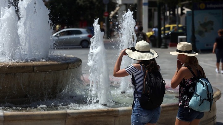 Καιρός: Υψηλές θερμοκρασίες με ισχυρούς ανέμους