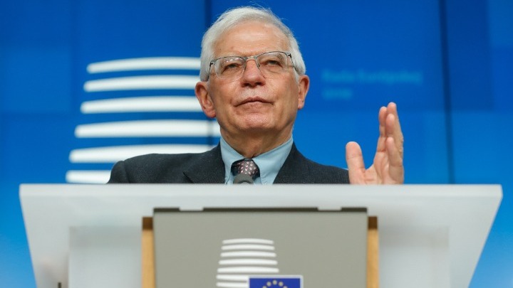 Μπορέλ: Η ΕΕ αποδοκιμάζει την απόφαση της Ρωσίας να προσθέσει πέντε κράτη-μέλη στον κατάλογο «μη φιλικών χωρών»