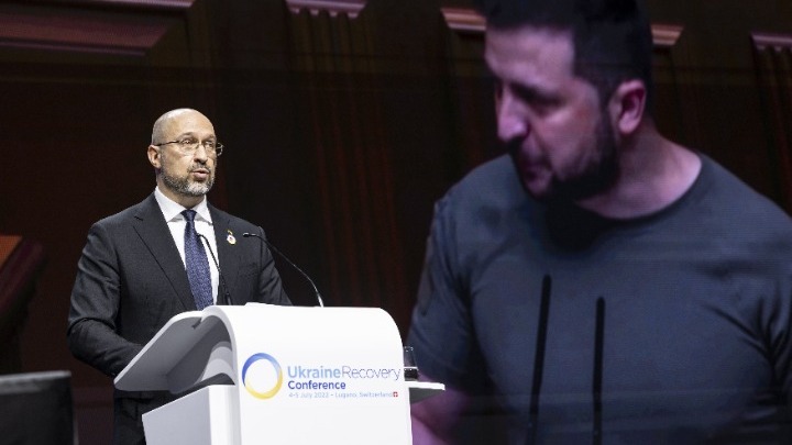 Ουκρανός πρωθυπουργός: Κατασχεμένα περιουσιακά στοιχεία Ρώσων ολιγαρχών να πληρώσουν για την ανοικοδόμηση της χώρας
