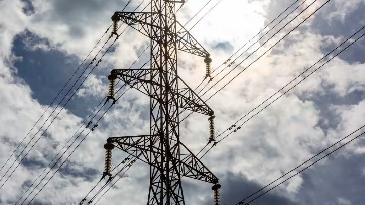 Παρατείνεται η απαγόρευση διακοπής ρεύματος καταναλωτών που δεν πλήρωσαν τη ρήτρα αναπροσαρμογής