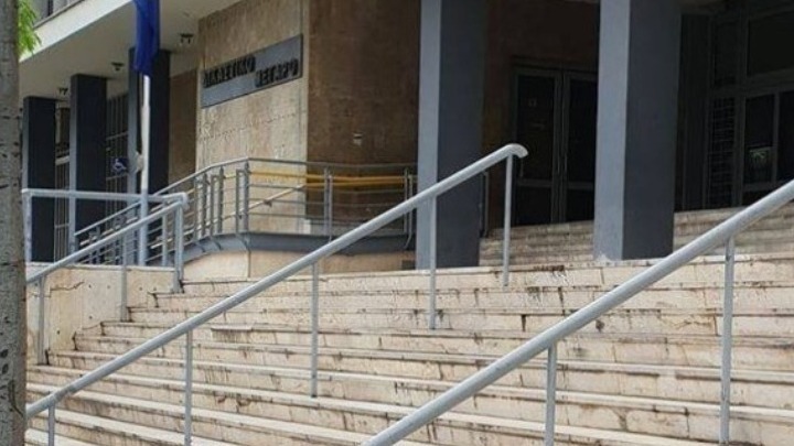 Θεσσαλονίκη: Σε ανακριτή η 43χρονη που μαχαίρωσε τον σύζυγό της