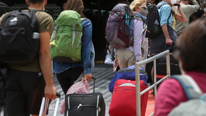 Ξεκίνησε η έξοδος των εκδρομέων του Ιουλίου – Το 90% άγγιξε η πληρότητα των πλοίων