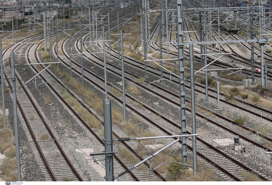 Τρομακτικό ατύχημα στη Θήβα: Τρένο ακρωτηρίασε 45χρονο
