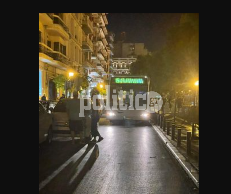 Θεσσαλονίκη: Μεγάλο μποτιλιάρισμα χθες το βράδυ στο κέντρο – Αυτοκίνητο εμπόδιζε τη διέλευση αστικού (pic & vid)