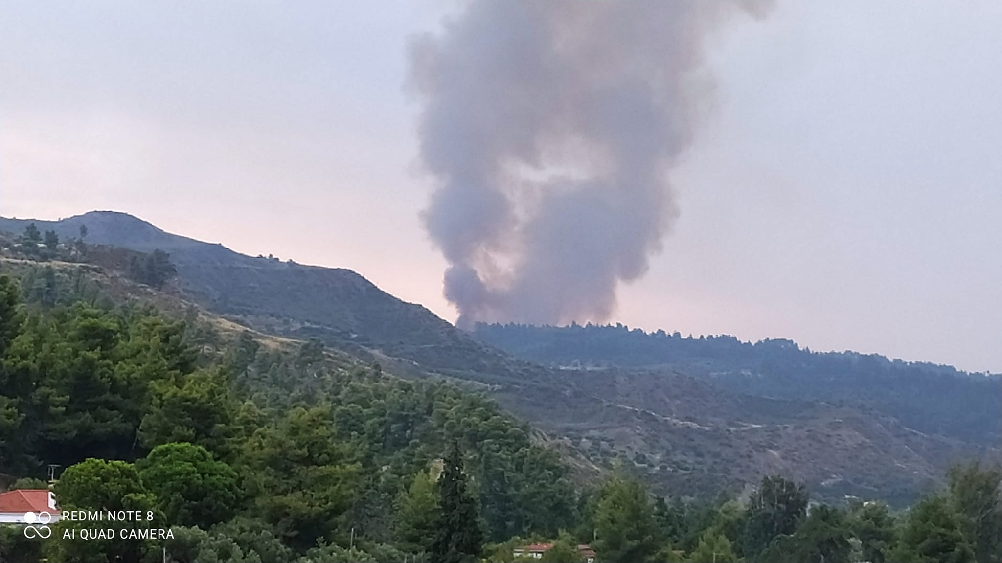 Χαλκιδική: Τρεις φωτιές ταυτόχρονα σε Φούρκα, Ν. Φώκια και Ν. Μαρμαρά
