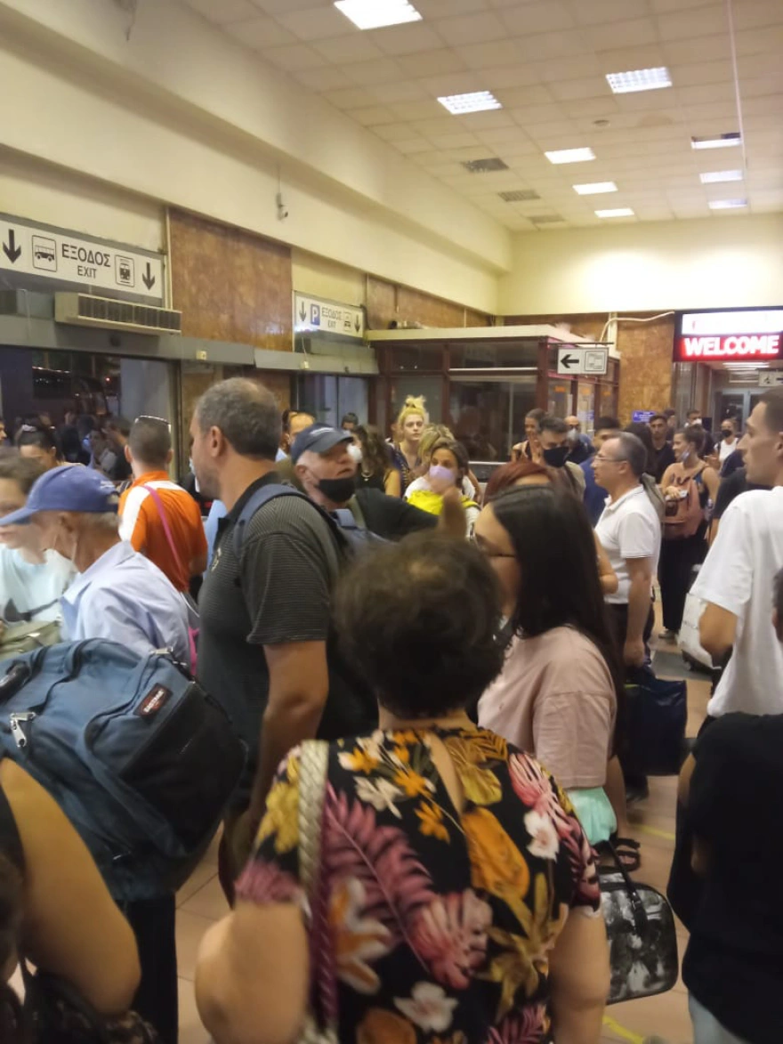 «Λευκό Βέλος»: Απίστευτη ταλαιπωρία για τους επιβάτες της Hellenic Train – Η ανακοίνωση και η “συγγνώμη” της εταιρείας