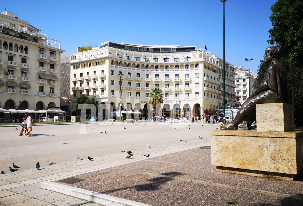 Άδειασαν την πόλη οι Θεσσαλονικείς – Επιστρέφουν στην «βάση» τους οι φοιτητές